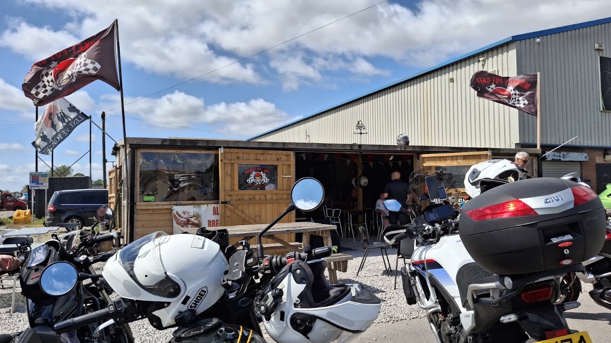 Monkey pot cafe — view 4 of 8