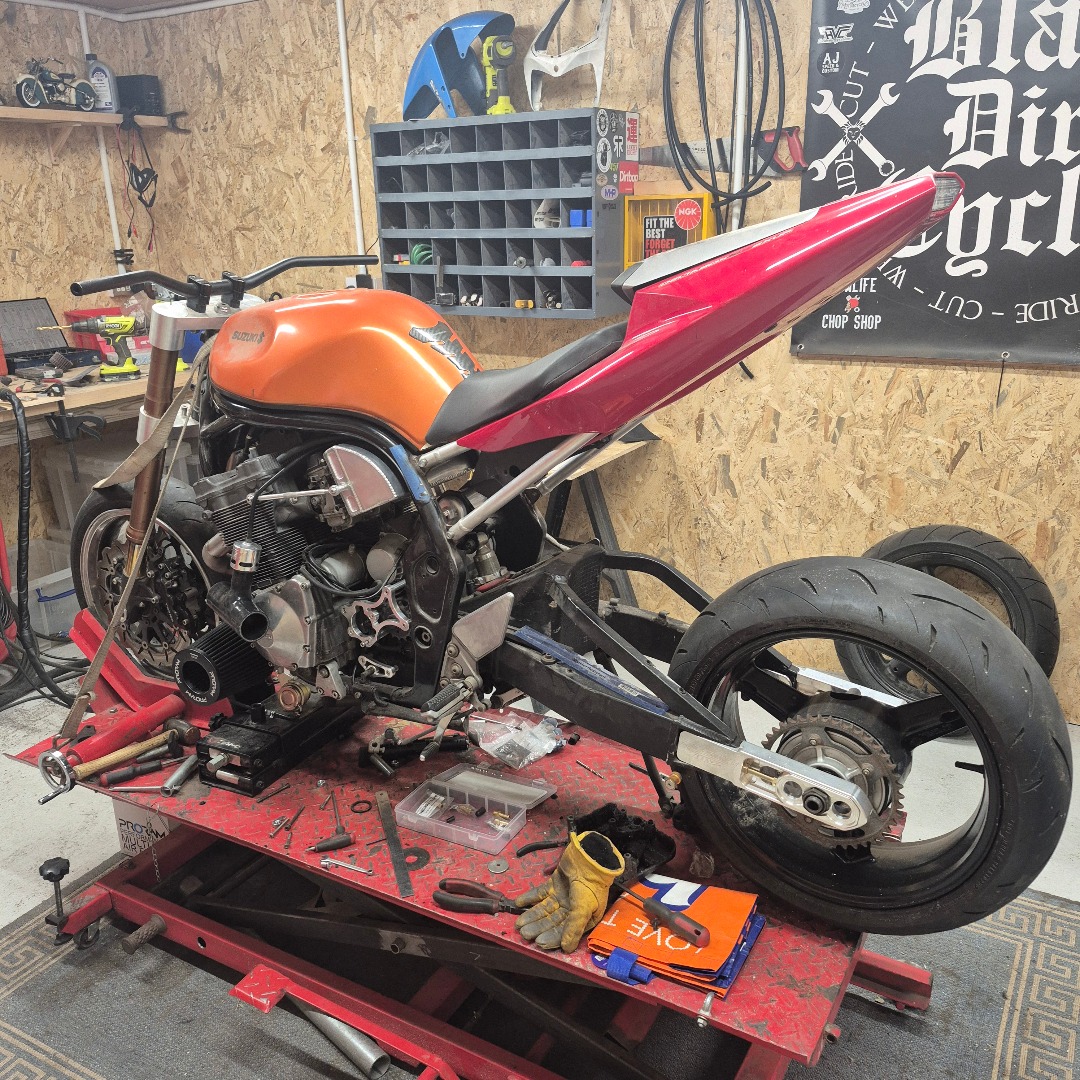 Photo by blackdirtcycles